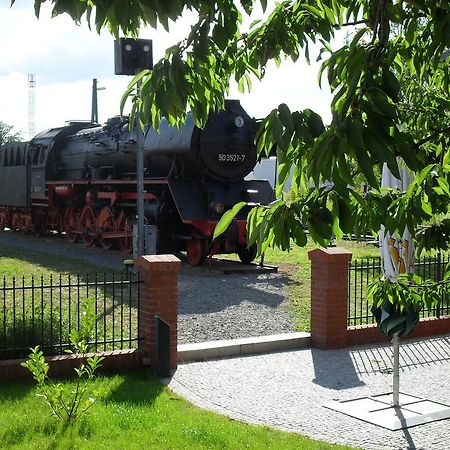 Eisenbahnromantik Hotel Meyenburg (Prignitz) Exterior foto